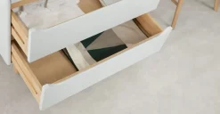 Cómoda Alta Jayden – Gris y Roble