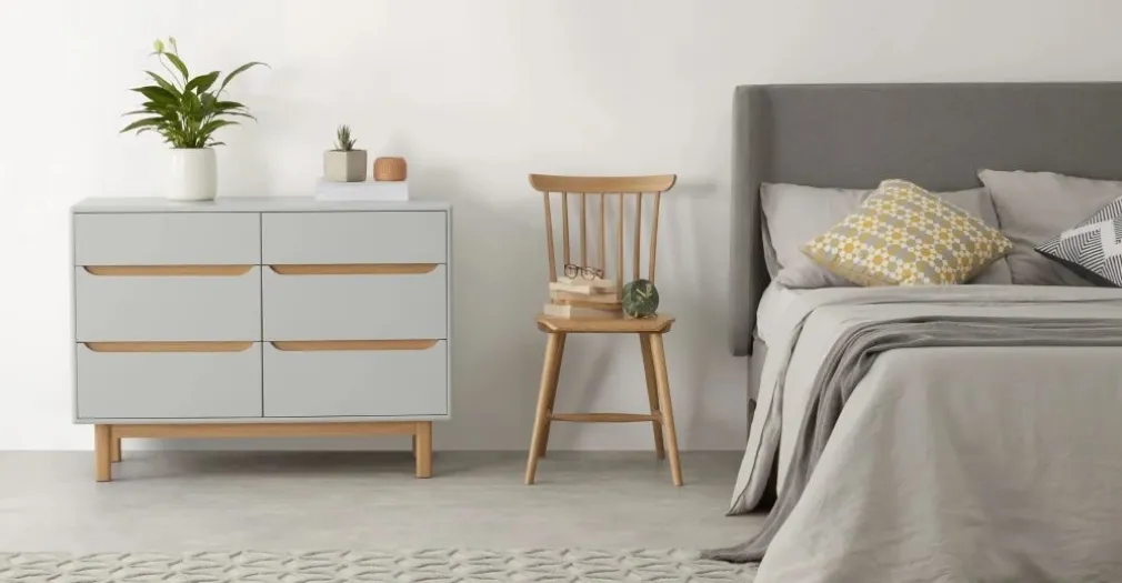 Cómoda Ancha Jayden – Gris y Roble