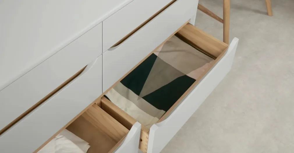 Cómoda Ancha Jayden – Gris y Roble