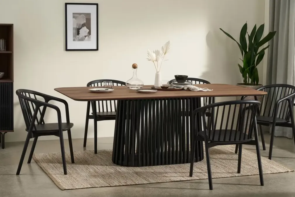Mesa de Comedor 8 Asientos Zaragoza – Nogal y Negro